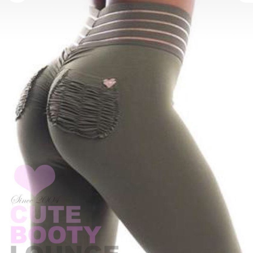 Cute booty lounge leggings size small NWT